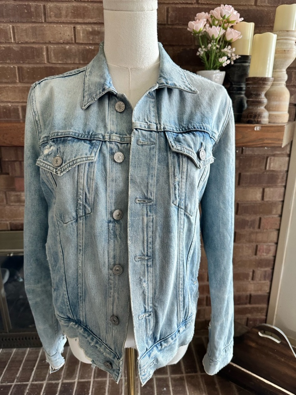 Citizens of Humanity Light Wash Distressed Denim Trucker Jacket Medium